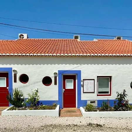 Casas Do Moinho - Turismo De Aldeia Guest house Odeceixe