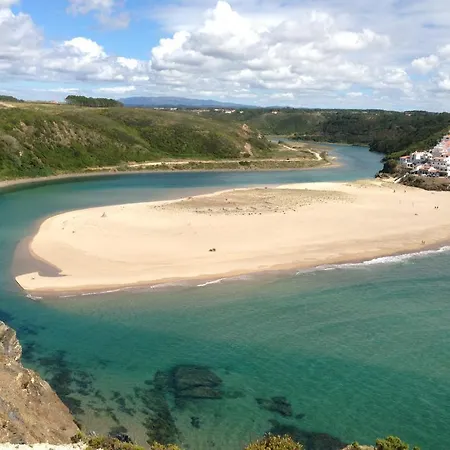 招待所 卡萨斯都莫音胡 - 赛车德阿尔德亚酒店 4*